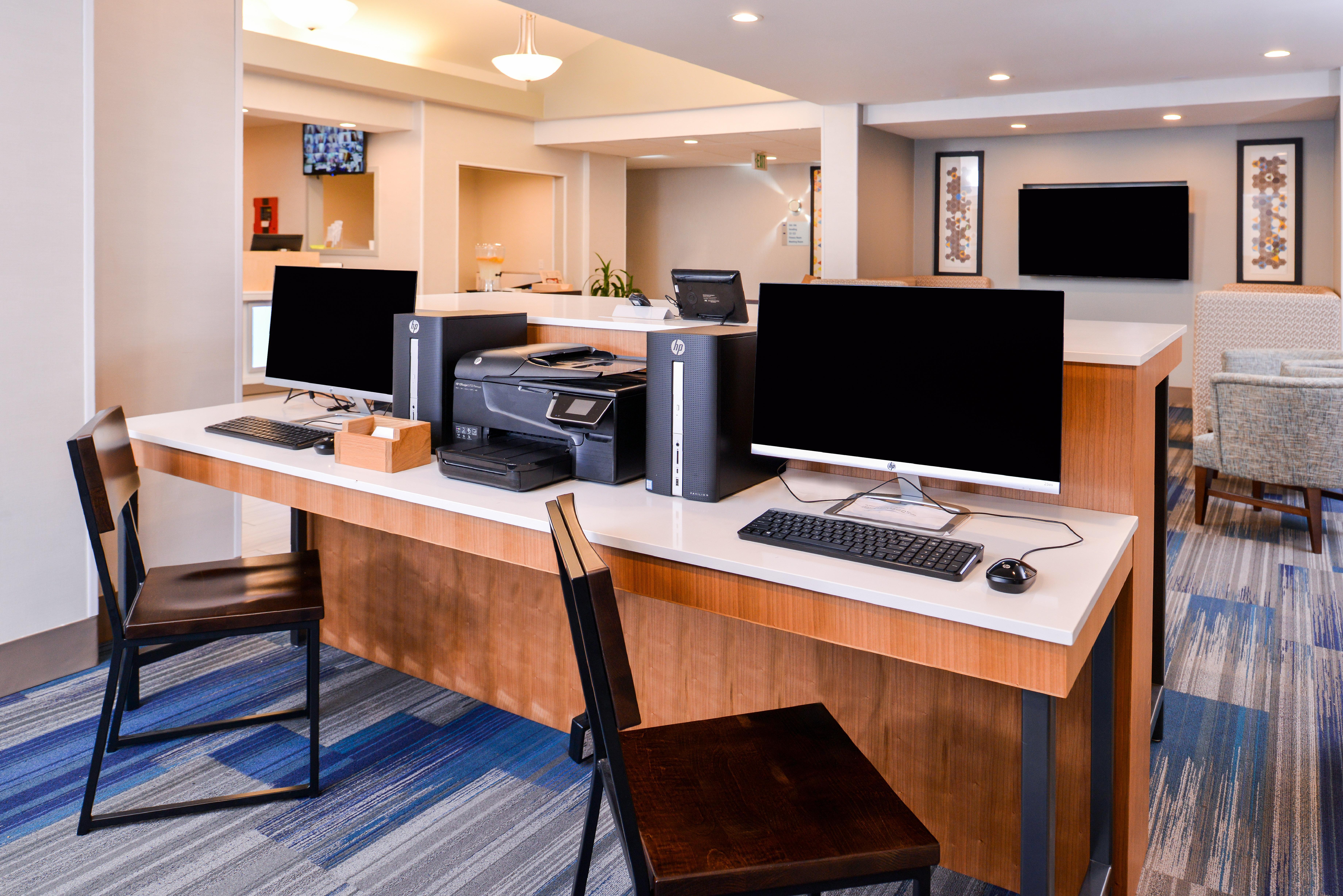 Holiday Inn Express & Suites Lacey - Olympia By Ihg מראה חיצוני תמונה