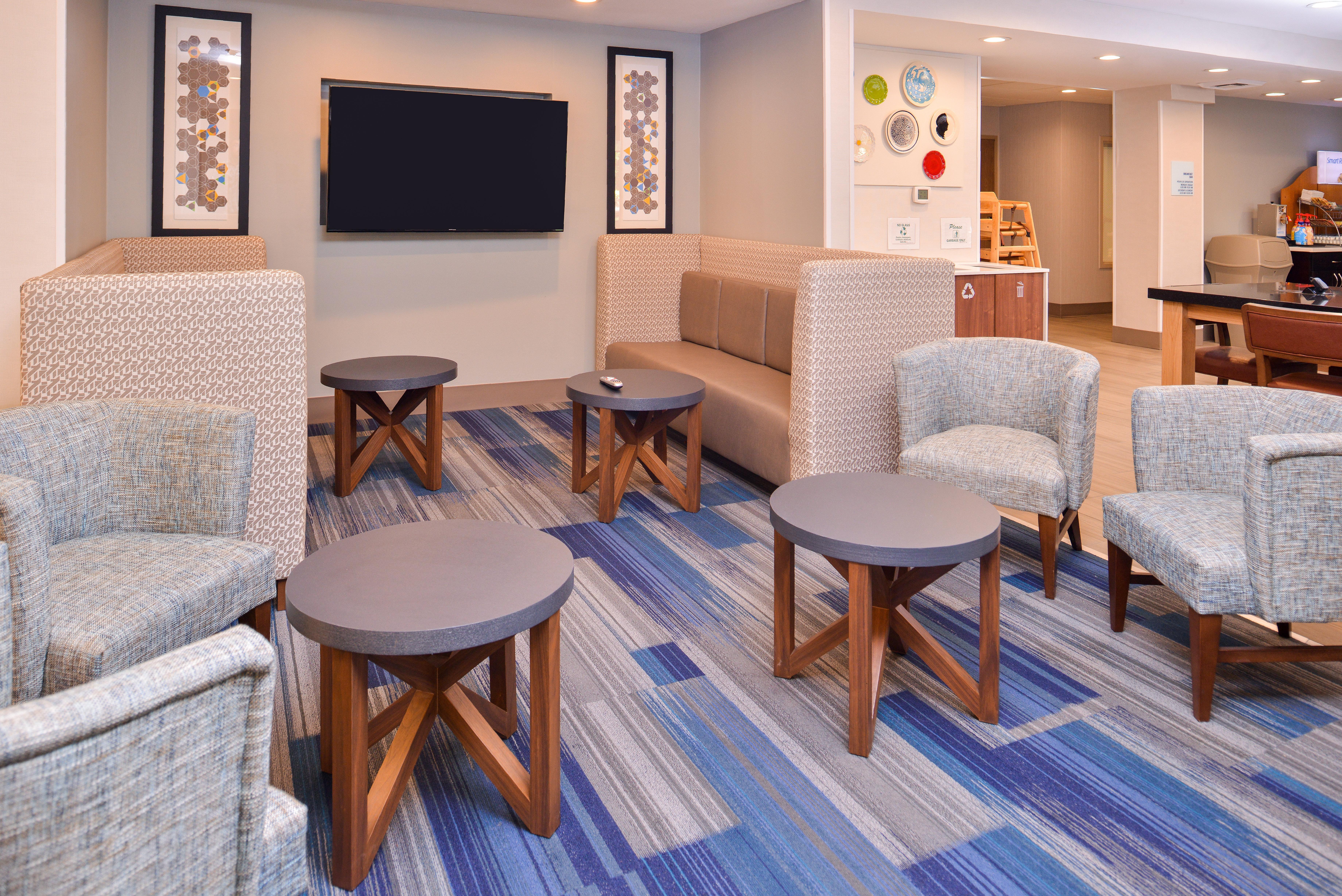 Holiday Inn Express & Suites Lacey - Olympia By Ihg מראה חיצוני תמונה
