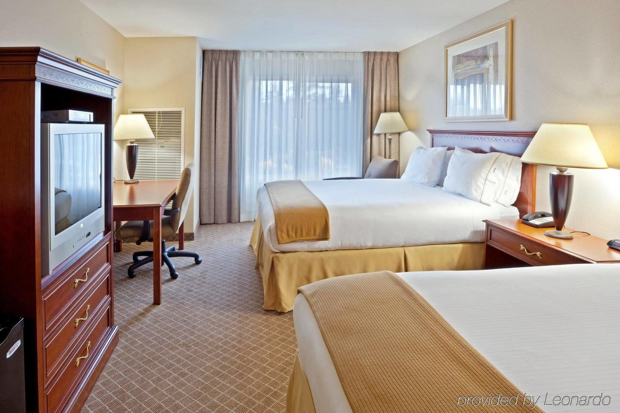 Holiday Inn Express & Suites Lacey - Olympia By Ihg חדר תמונה
