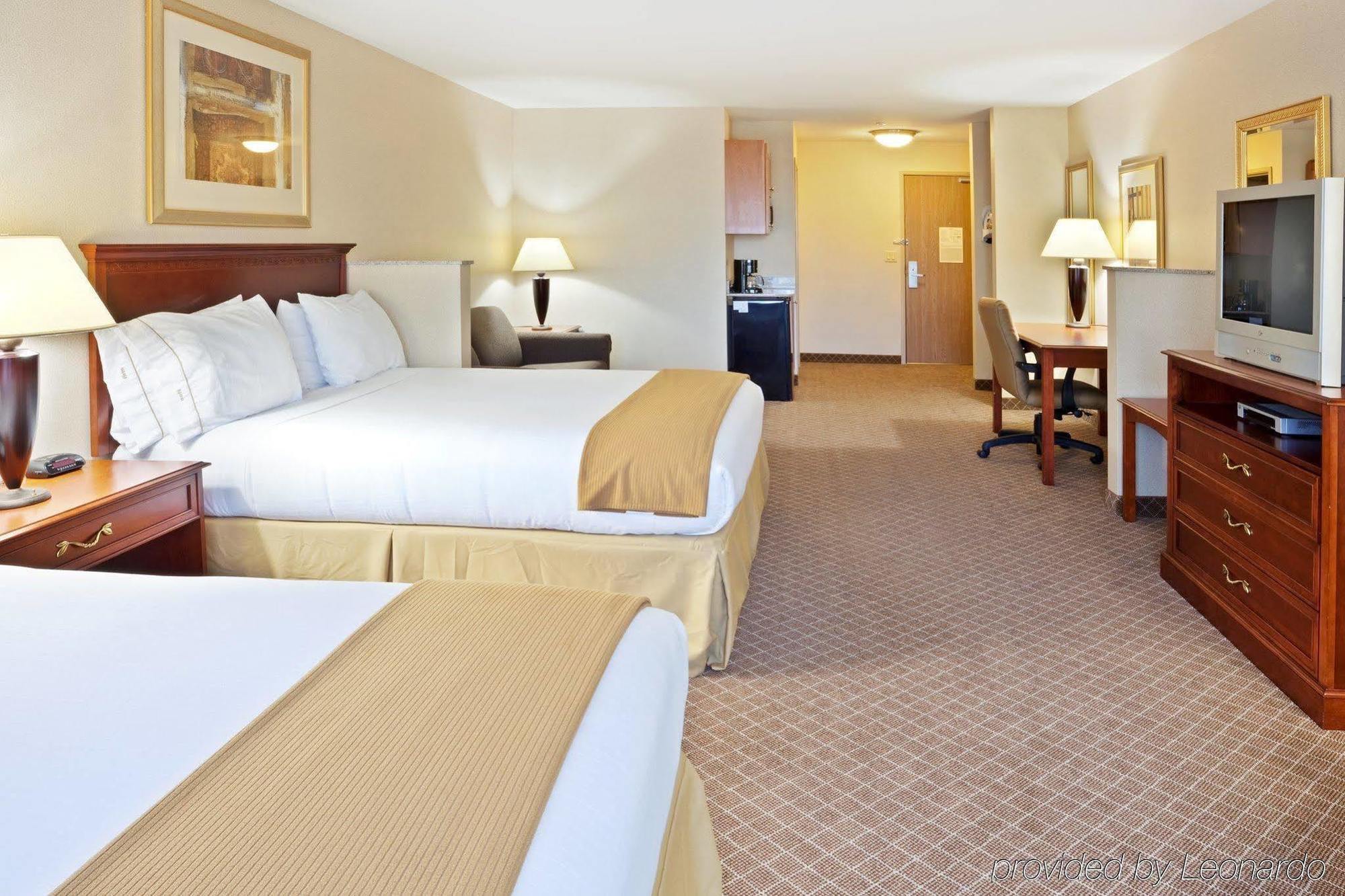 Holiday Inn Express & Suites Lacey - Olympia By Ihg חדר תמונה